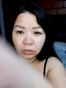 Chantal lopez online show from 04/01/26, 03:52