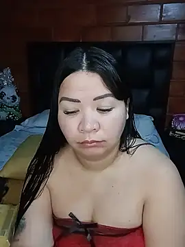 Snapshot of Chantal_lopez chatting on 06/18/26, 09:53 Chantal lopez online show from 06/18/26, 09:53