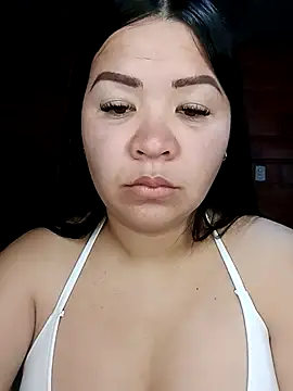 Snapshot of Chantal_lopez chatting on 10/26/25, 06:08 Chantal lopez online show from 10/26/25, 06:08