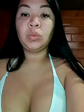 Snapshot of Chantal_lopez chatting on 01/21/25, 01:43 Chantal lopez online show from 01/21/25, 01:43