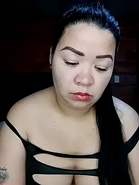 Snapshot of Chantal_lopez chatting on 10/21/25, 04:28 Chantal lopez online show from 10/21/25, 04:28