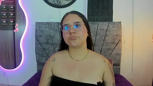 Snapshot of April1_sc chatting on 01/09/26, 08:27 April1 sc online show from 01/09/26, 08:27