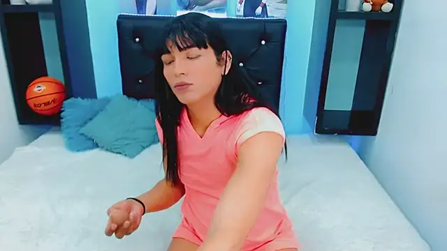 antonela xxx online show from 10/21/25, 07:13