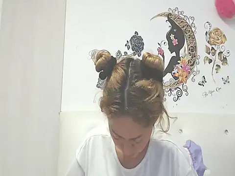 catalinadiaz666 online show from 03/29/26, 04:47