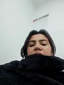 Snapshot of naughty-sharlot chatting on 01/15/25, 03:54 naughty-sharlot online show from 01/15/25, 03:54