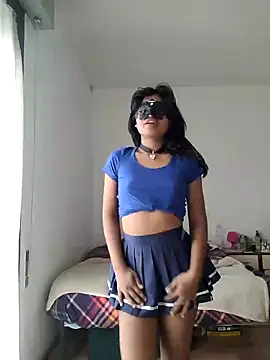 Snapshot of Bella_Luna18 chatting on 01/22/25, 08:51 Bella Luna18 online show from 01/22/25, 08:51