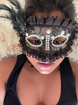 Bella Luna18 online show from 02/23/26, 07:47