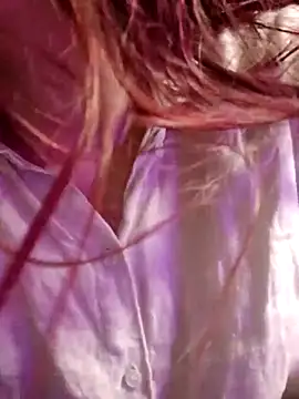 Kim 19 online show from 10/28/25, 03:40