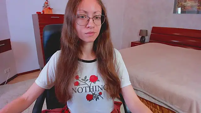 Pantyhose Mila online show from 10/24/25, 07:13