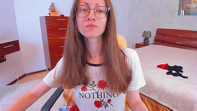 Pantyhose Mila online show from 02/16/26, 09:13