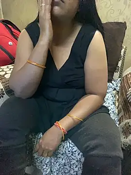 Snapshot of Tameesh_sexy_mistress chatting on 11/14/25, 11:58 Tameesh sexy mistress online show from 11/14/25, 11:58