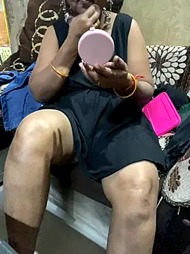 Snapshot of Tameesh_sexy_mistress chatting on 11/11/25, 12:55 Tameesh sexy mistress online show from 11/11/25, 12:55