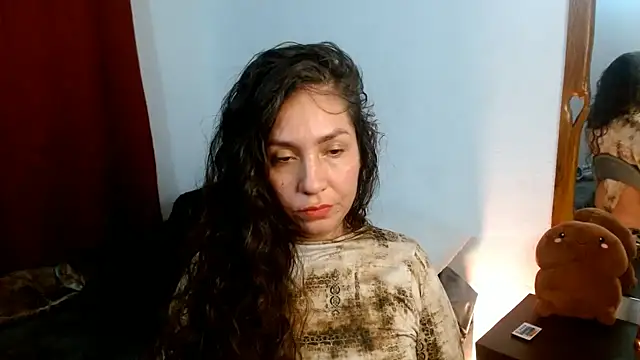 Snapshot of naihroby chatting on 02/27/25, 07:51 naihroby online show from 02/27/25, 07:51