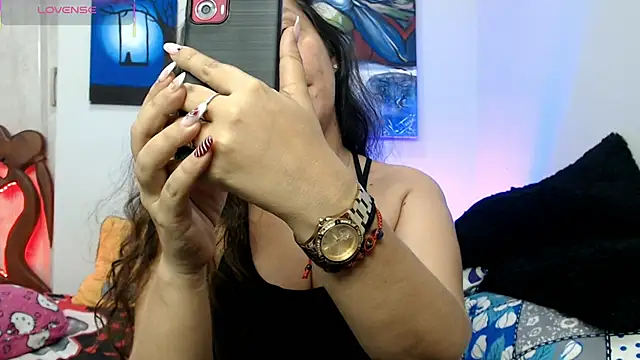 naihroby online show from 12/17/25, 08:08