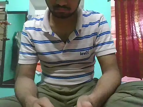 Ishan003 online show from 05/30/26, 04:41