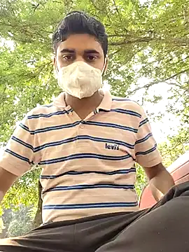 Ishan003 online show from 04/29/26, 02:49