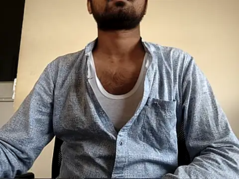 Ishan003 online show from 05/10/26, 06:39