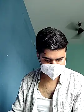 Snapshot of Ishan003 chatting on 06/15/26, 04:45 Ishan003 online show from 06/15/26, 04:45