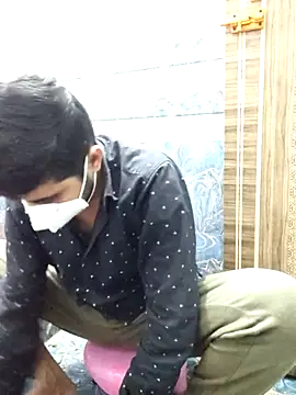 Ishan003 online show from 11/20/25, 02:40