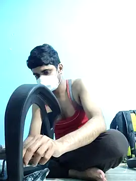 Ishan003 online show from 10/19/25, 04:32