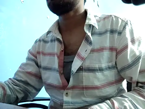 Ishan003 online show from 12/17/25, 02:33