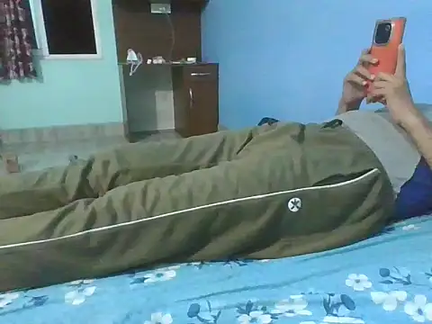 Ishan003 online show from 10/16/25, 04:15