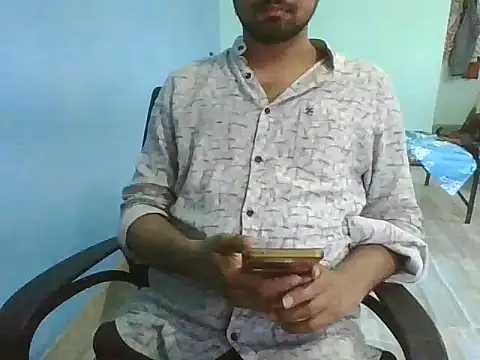 Ishan003 online show from 11/10/25, 04:39