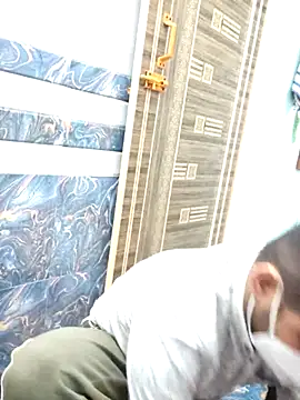 Ishan003 online show from 11/04/25, 02:21