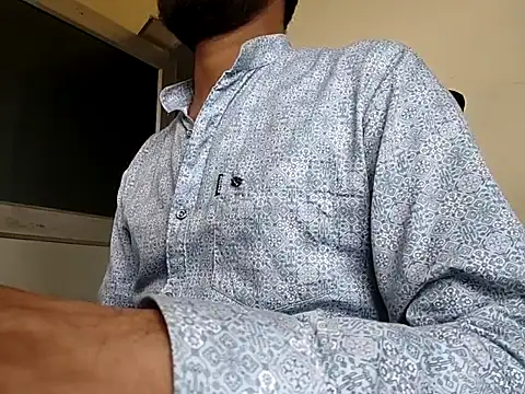 Ishan003 online show from 09/14/25, 06:14