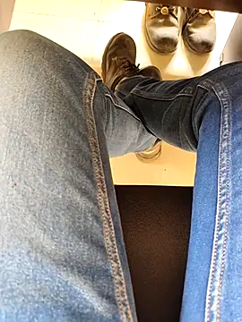 Ishan003 online show from 03/08/26, 09:56