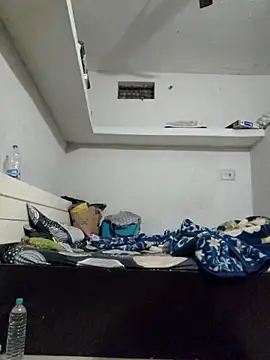 Priya Strip online show from 11/10/25, 05:40