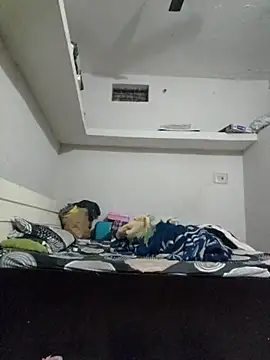 Priya Strip online show from 12/03/25, 11:53