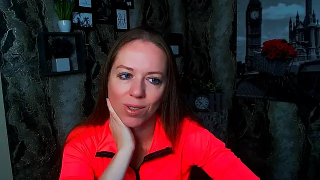 Snapshot of GloriaSi_ chatting on 10/04/25, 04:47 GloriaSi online show from 10/04/25, 04:47