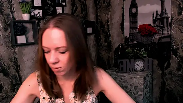 GloriaSi  online show from 12/01/25, 06:14