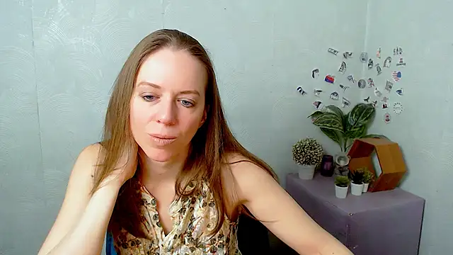 Snapshot of GloriaSi_ chatting on 05/03/26, 09:36 GloriaSi online show from 05/03/26, 09:36