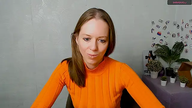 GloriaSi  online show from 11/23/25, 10:25