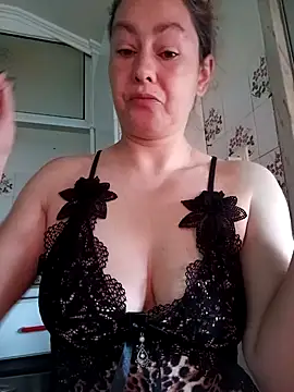 Snapshot of RamyLove36 chatting on 02/16/25, 11:16 RamyLove36 online show from 02/16/25, 11:16