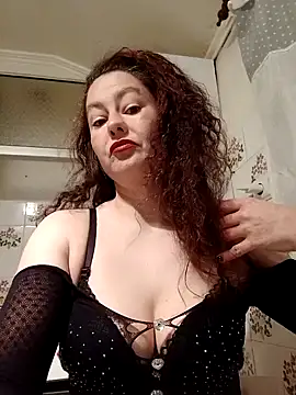Snapshot of RamyLove36 chatting on 02/01/25, 01:41 RamyLove36 online show from 02/01/25, 01:41