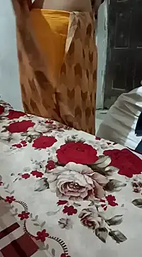 Snapshot of Bhabhi_desi12 chatting on 03/03/25, 02:33 Bhabhi desi12 online show from 03/03/25, 02:33