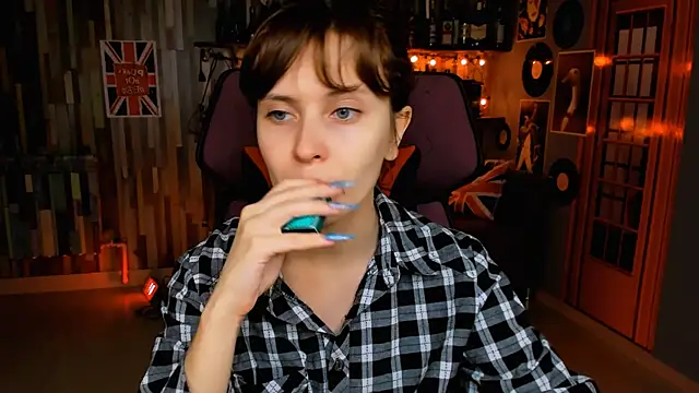 LolaAsmus online show from 11/05/25, 09:12