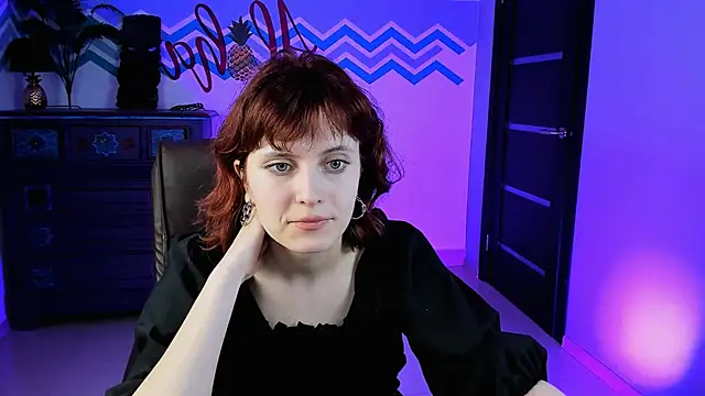 Snapshot of LolaAsmus chatting on 03/11/25, 02:51 LolaAsmus online show from 03/11/25, 02:51