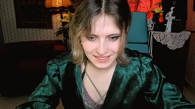 Snapshot of LolaAsmus chatting on 02/26/25, 04:16 LolaAsmus online show from 02/26/25, 04:16
