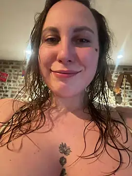 Snapshot of Yanacool007 chatting on 02/06/26, 09:11 Yanacool007 online show from 02/06/26, 09:11