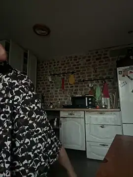 Snapshot of Yanacool007 chatting on 12/20/25, 07:55 Yanacool007 online show from 12/20/25, 07:55