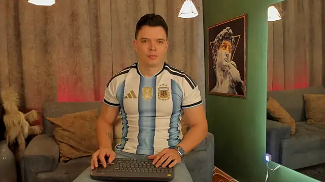 Snapshot of Jake_Tylerr_ chatting on 07/11/26, 05:46 Jake Tylerr online show from 07/11/26, 05:46