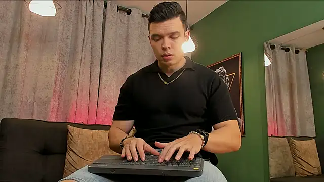 Jake Tylerr  online show from 10/09/25, 06:08