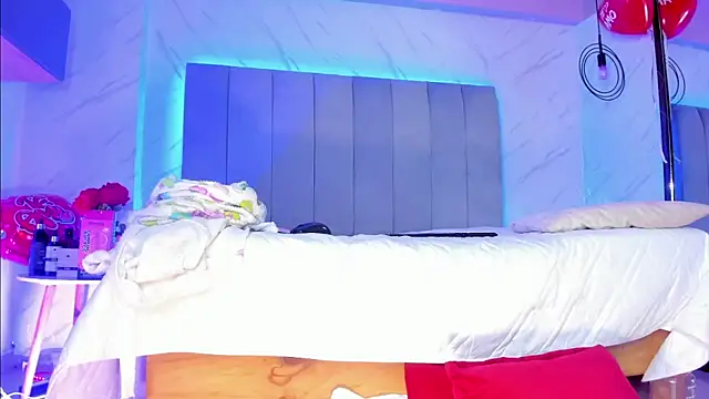 alhana miller online show from 02/19/25, 05:06