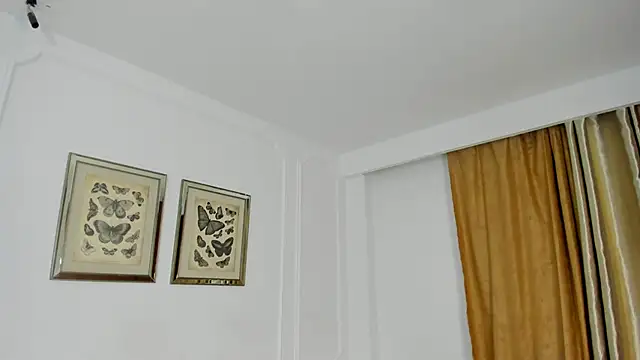 Vennus gir online show from 03/02/25, 12:42