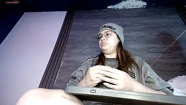Snapshot of meichang452 chatting on 05/01/26, 06:29 meichang452 online show from 05/01/26, 06:29