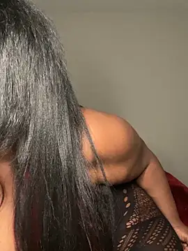 Stacy Raine online show from 02/06/26, 04:30